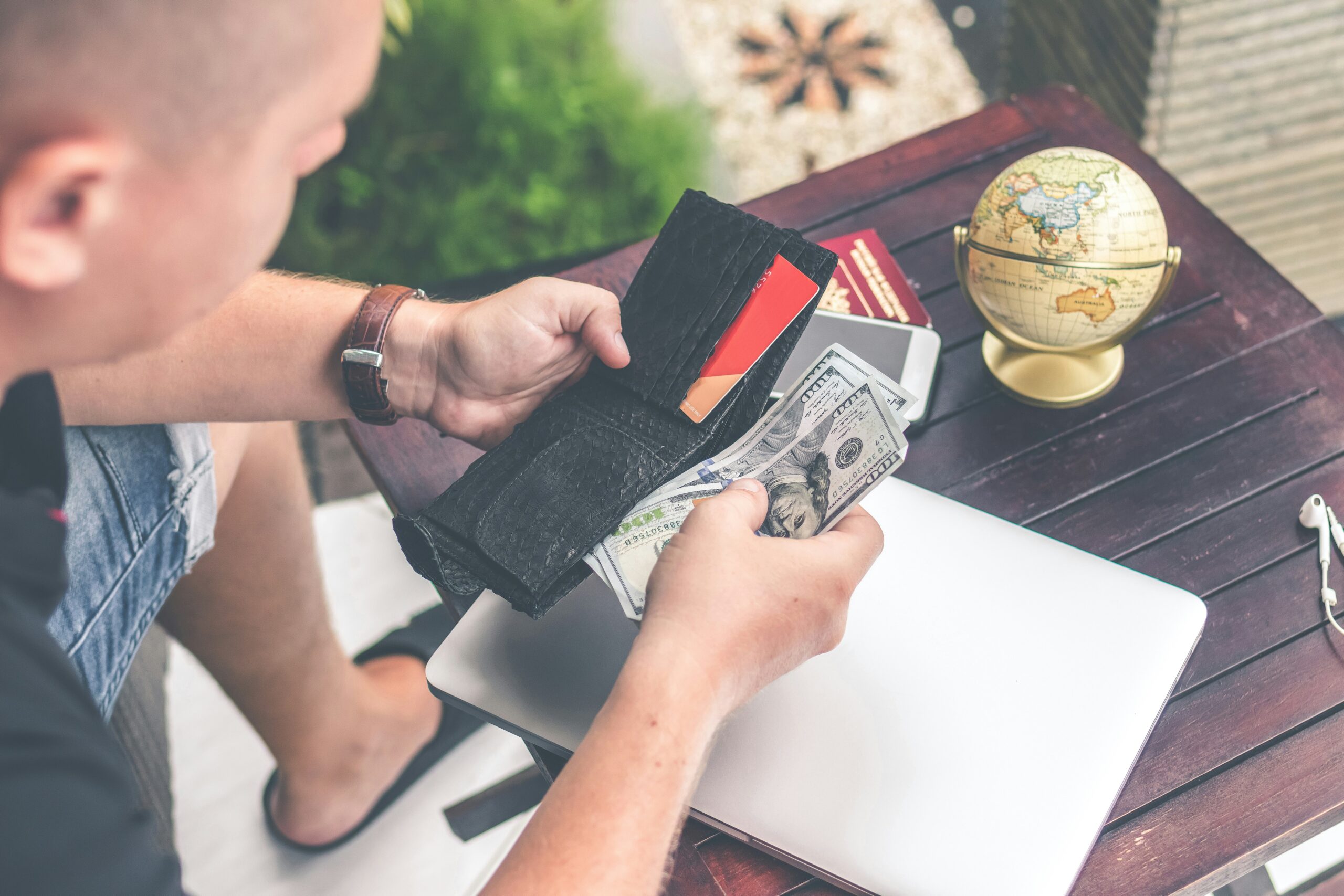 What is year over year yoy metric and how it s used in finance rei