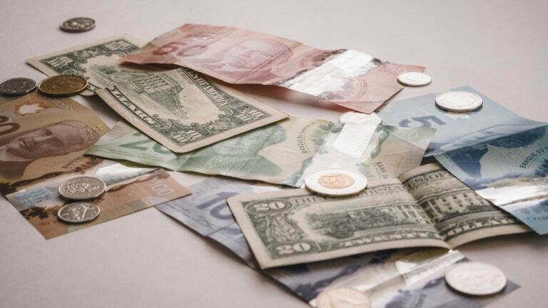 Maximize Your Wealth with Investment Vehicles: Types, Pooled Investments, and Real Estate 10 Investment Vehicles