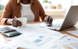 Mastering Your Finances: How the 70 20 10 Budget Rule Works 4 70 20 10 Budget