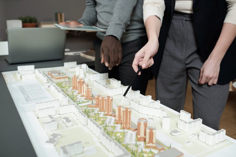 Understanding External Economies of Scale in Real Estate: A Guide for Investors 1 external economies of scale